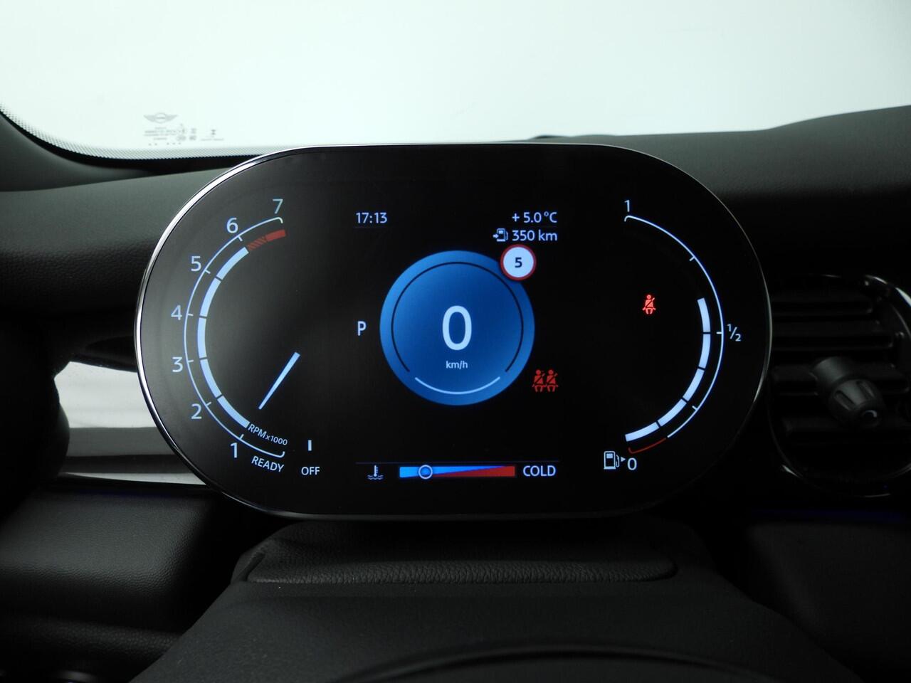 Mini COOPER 3-deurs Camden Go Edition / Automaat / Leder / Sportstoelen / LED / Stoelverwarming / Climate / Alu wielen 17 inch black