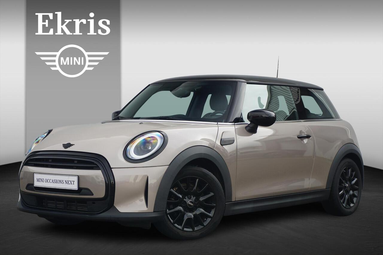 Mini COOPER 3-deurs Business Edition |Navigatiesysteem | Voorruitverwarming | Sportstoelen | Parkeersensoren | Cruise Control | NEXT