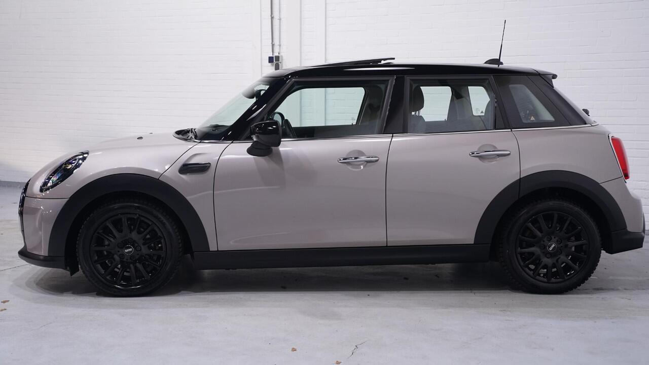 Mini COOPER Mini 1.5 Business Edition 1e Eig. NAP Clima Navi Panodak PDC