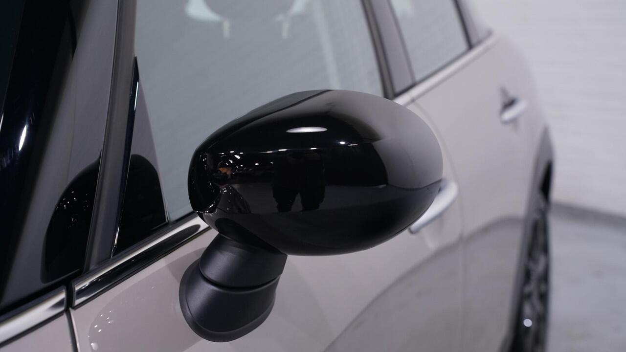 Mini COOPER Mini 1.5 Business Edition 1e Eig. NAP Clima Navi Panodak PDC