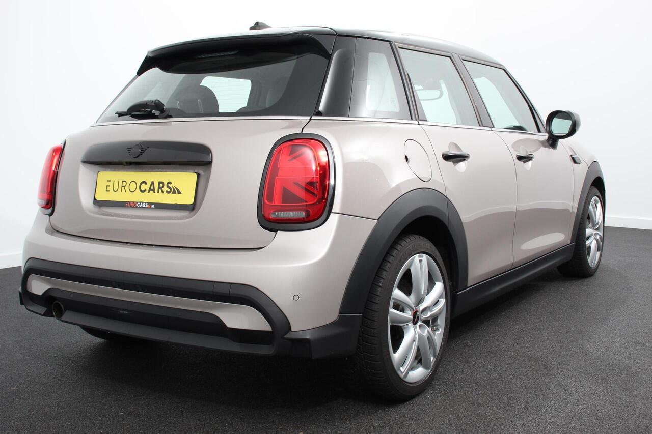 Mini COOPER Mini 1.5 Maximise Steptronic 5 deurs Navigatie Apple Carplay/Android Auto Camera Parkeer sensoren Airco Cruise Control Led