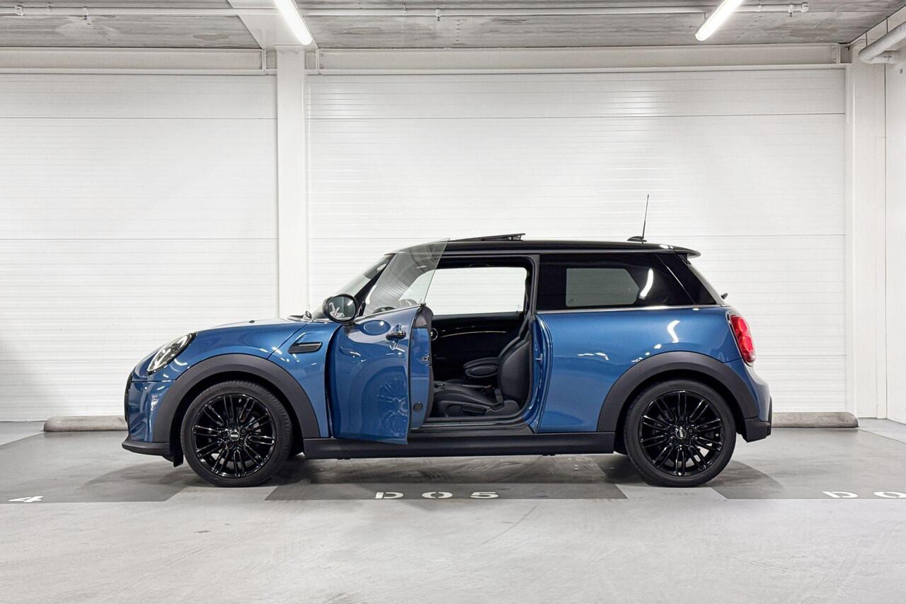 Mini COOPER 3-deurs Business Edition | Stuurwielverwarming | Panoramadak | Stoelverwarming