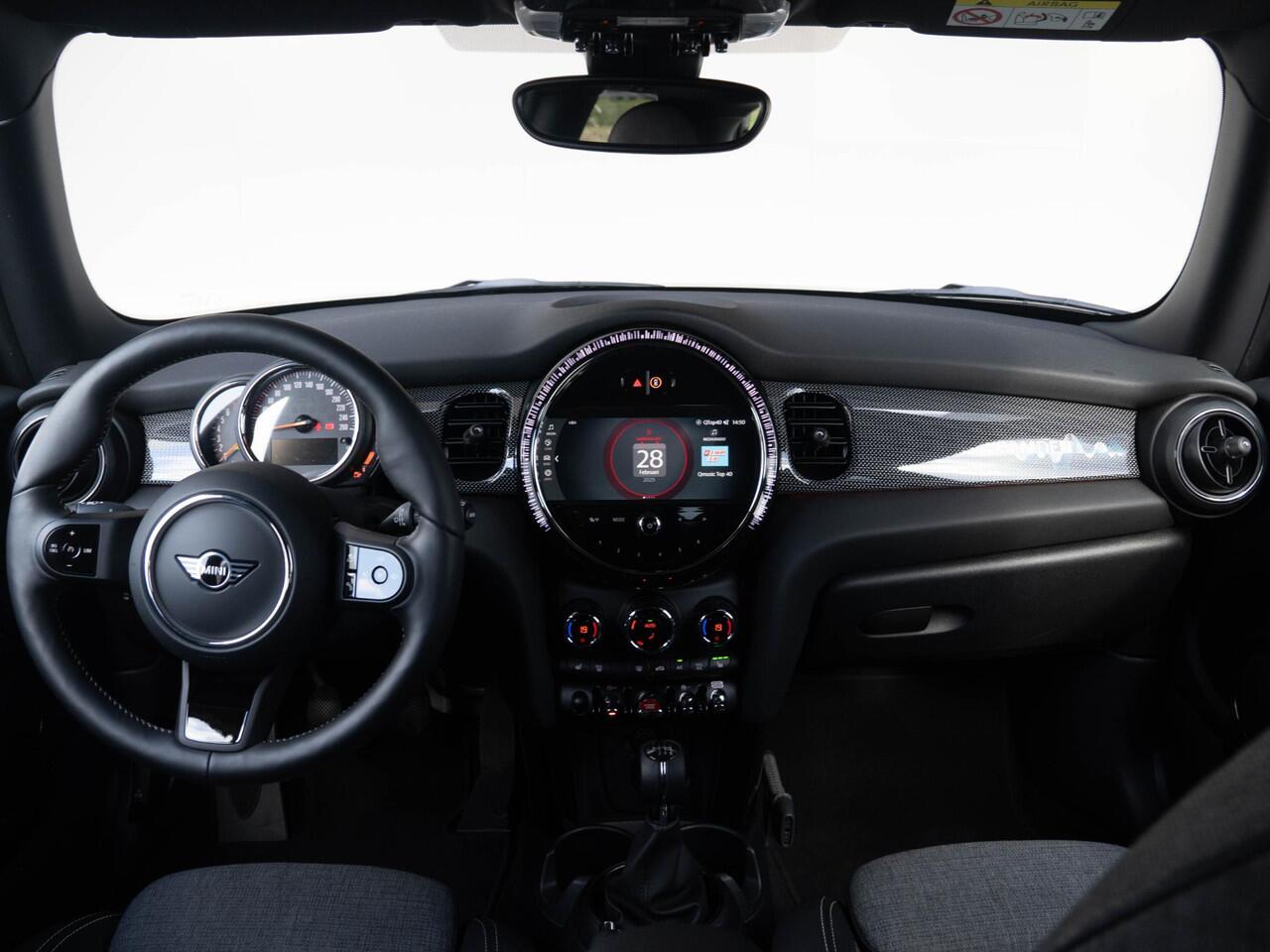 Mini COOPER 3-deurs Piano black exterieur + Apple CarPlay + Stoelverwarming