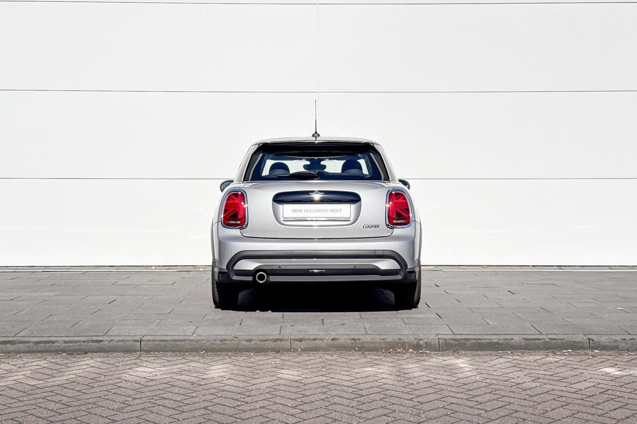 Mini COOPER 5-deurs Essential