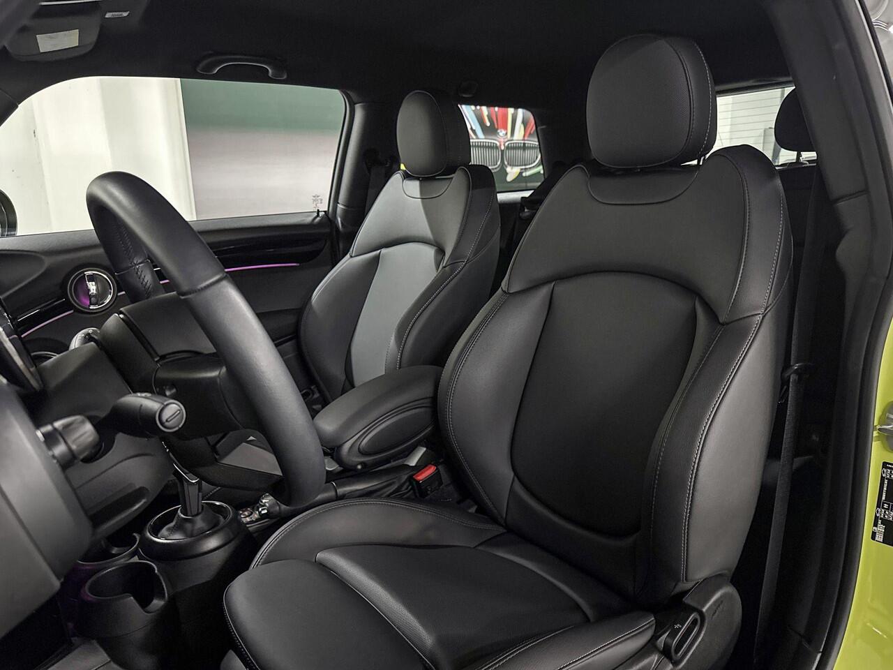 Mini COOPER 3-deurs | Sfeerverlichting | Park Distance Control | Apple CarPlay | Selections