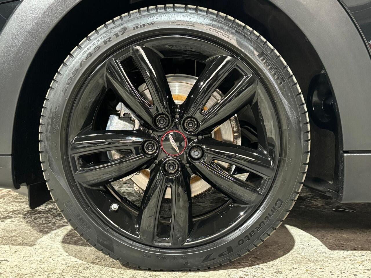 Mini COOPER Mini 1.5 Rockingham GT | Automaat | JCW | LED | Apple Carplay | NL auto | BTW |