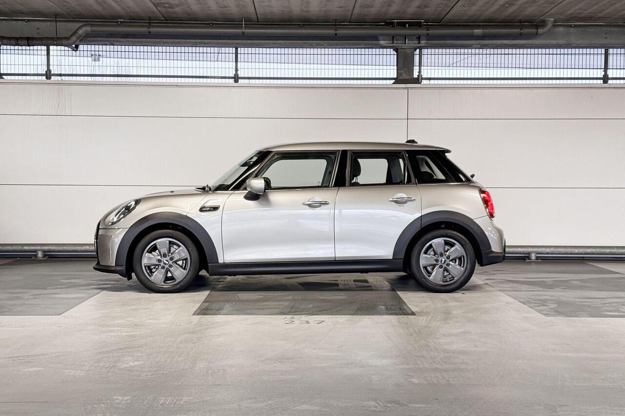Mini COOPER 5-deurs 1.5 Classic