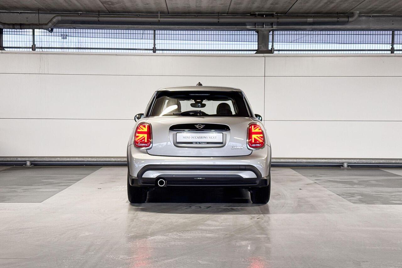 Mini COOPER 5-deurs 1.5 Classic