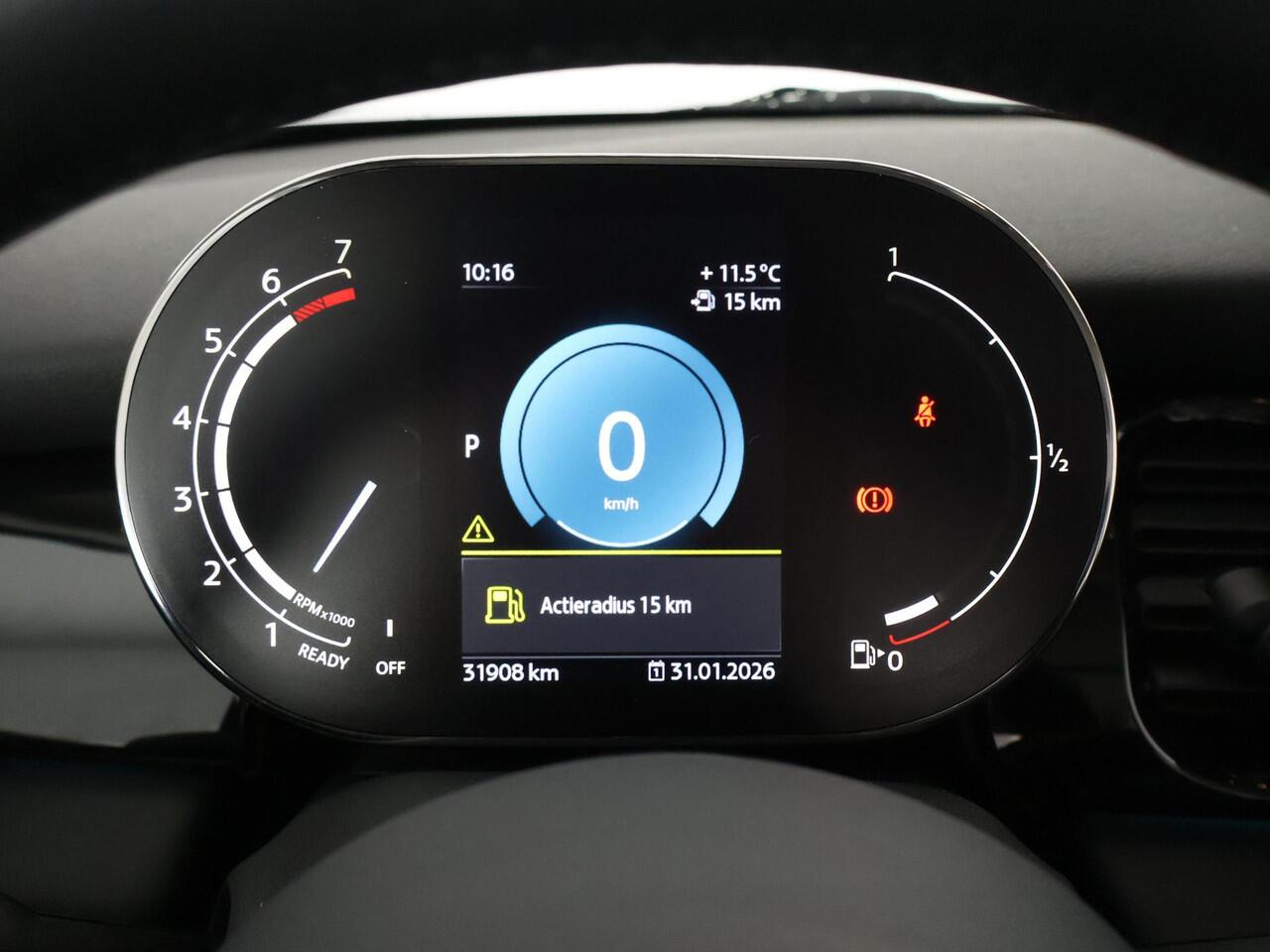 Mini COOPER Mini 1.5 Sports Classic Automaat | Apple Carplay & AndroidAUTO | Parkeersensoren | 1e eigenaar |