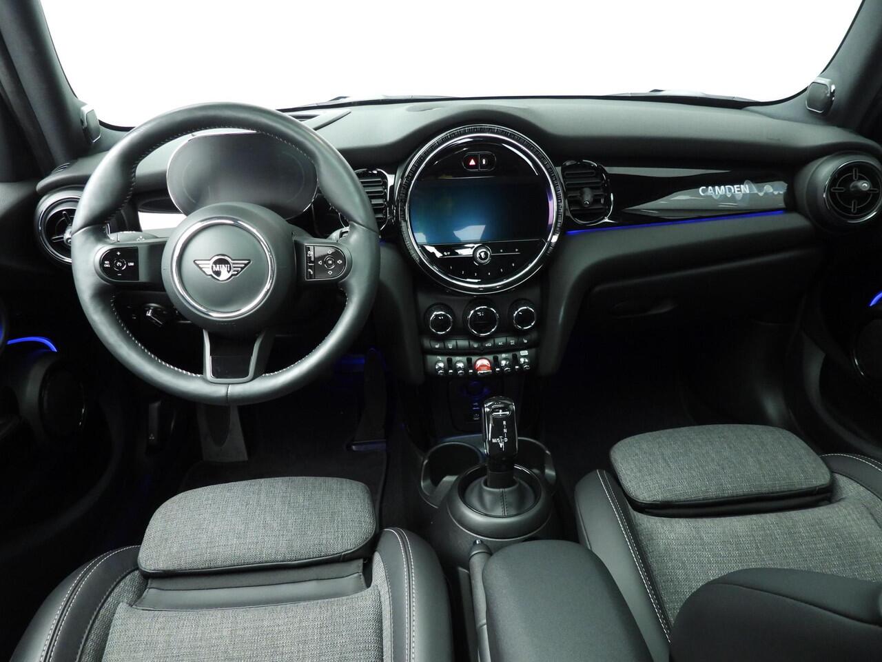Mini COOPER 5-deurs | LED | HUD | Schuifdak | Sportstoelen | Keyles go | Stoelverwarming | DAB | Harman-kardon sound | Alu 16 inch