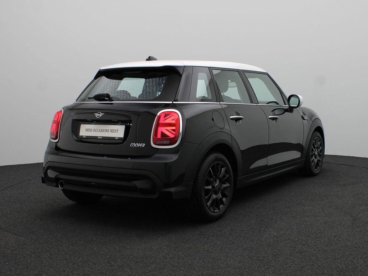 Mini COOPER 5-deurs Camden Edition + 16''