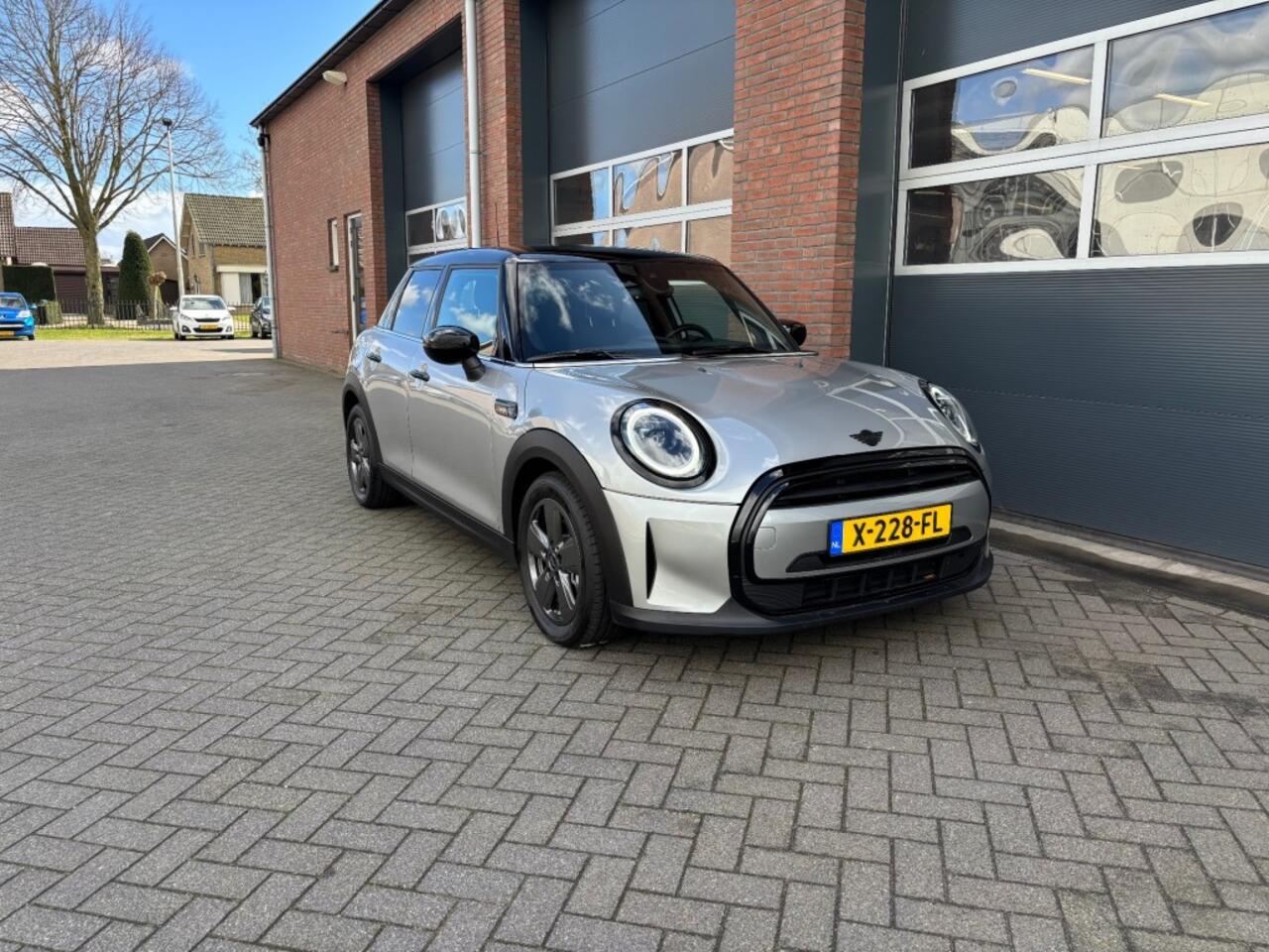 Mini COOPER 1.5 COOPER CAMDEN