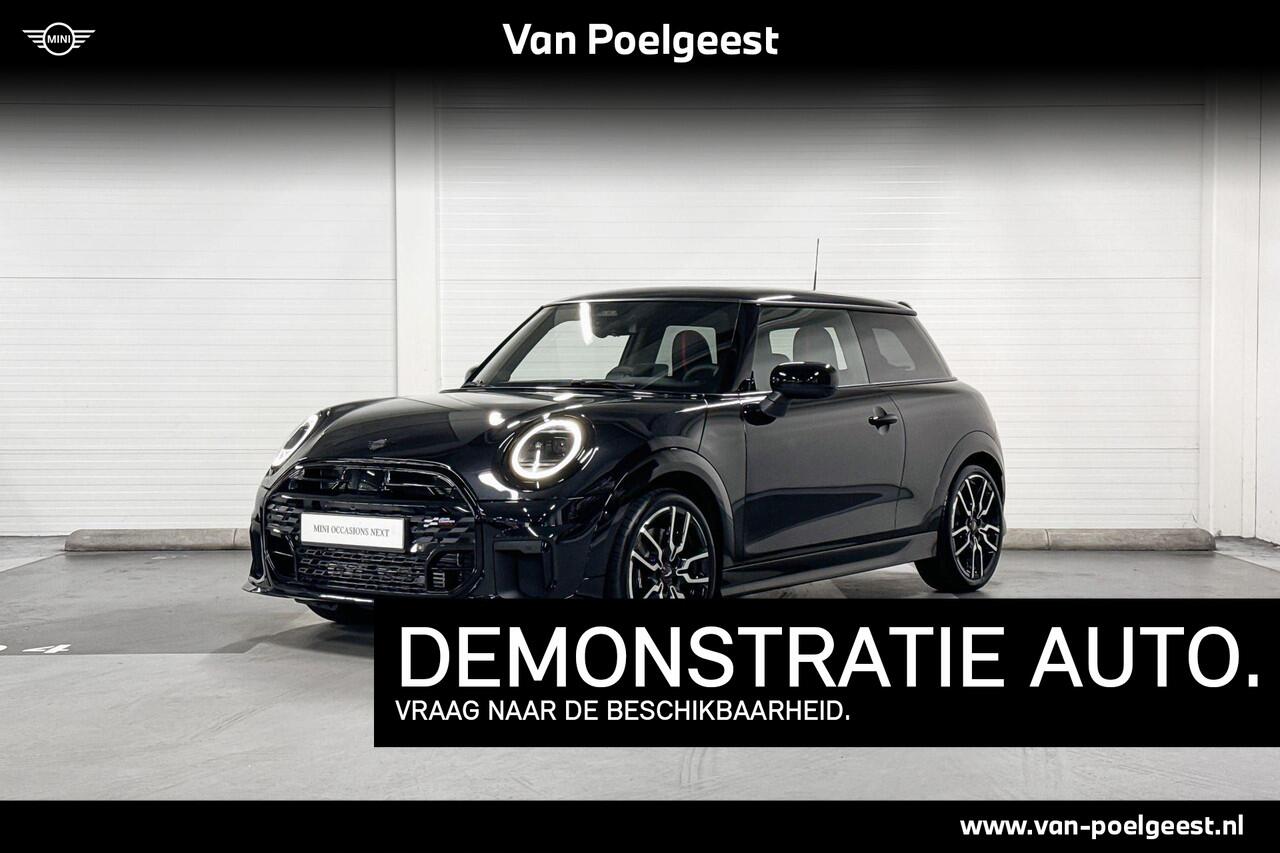 Mini COOPER C | John Cooper Works Uitvoering | Pakket XL | 18" John Cooper Works Lap Spoke