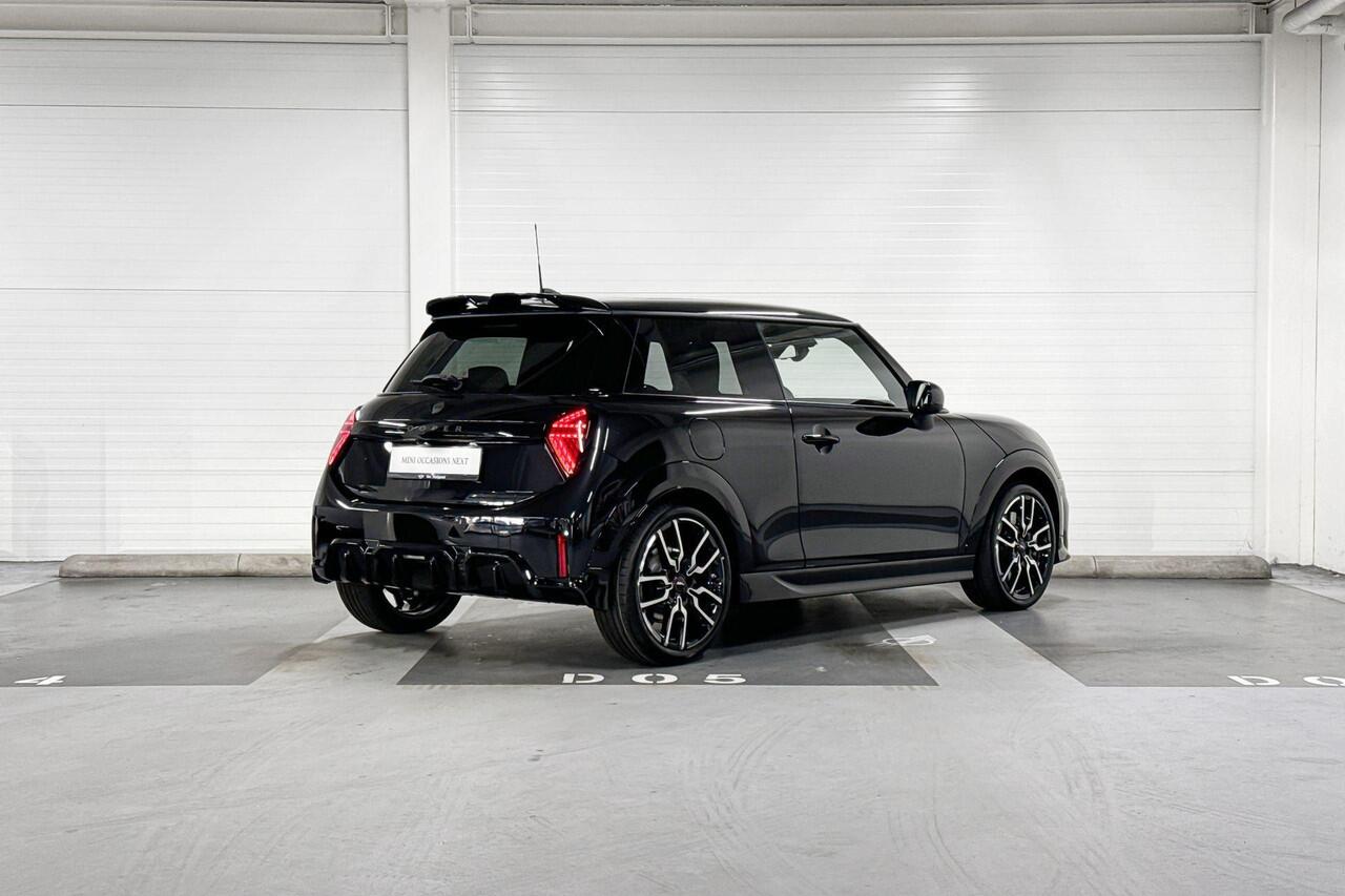 Mini COOPER C | John Cooper Works Uitvoering | Pakket XL | 18" John Cooper Works Lap Spoke