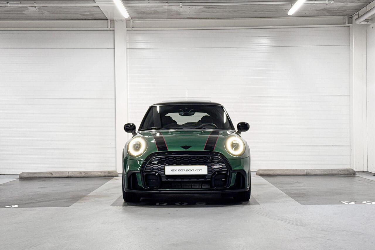 Mini COOPER 3-Deurs 1.5 Resolute Go Edition | Panoramadak | Stoelverwarming | Apple Carplay/Android Auto