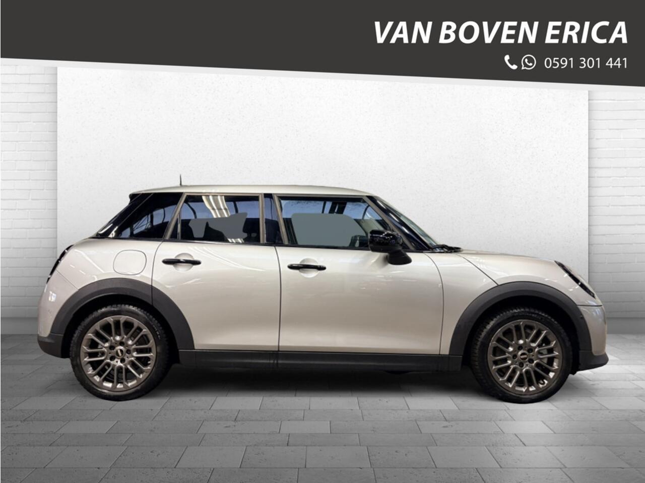 Mini COOPER C Classic Pakket L Panodak Cruise Clima Navi Cameras