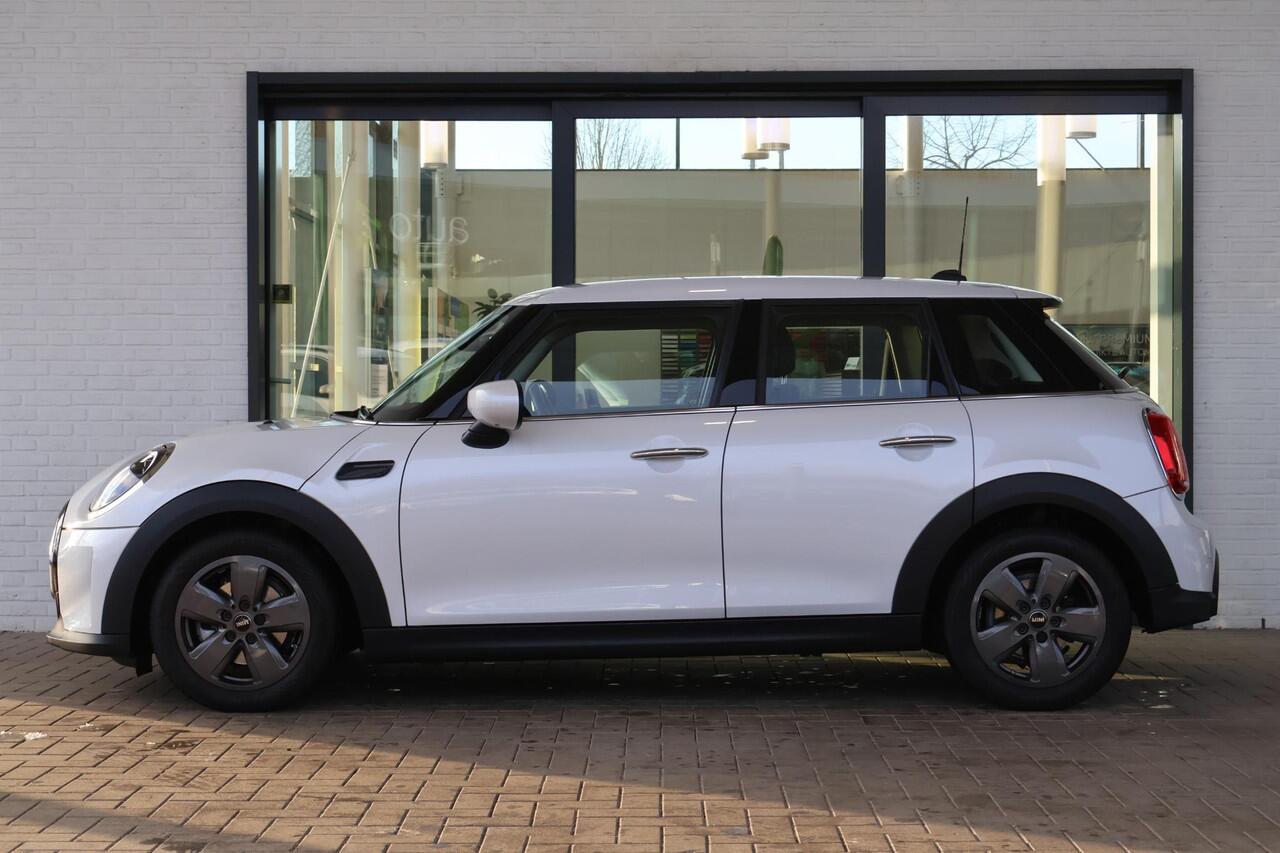 Mini COOPER 5-Deurs | Cruise Control | Parkeersensor Achter | LED Koplampen