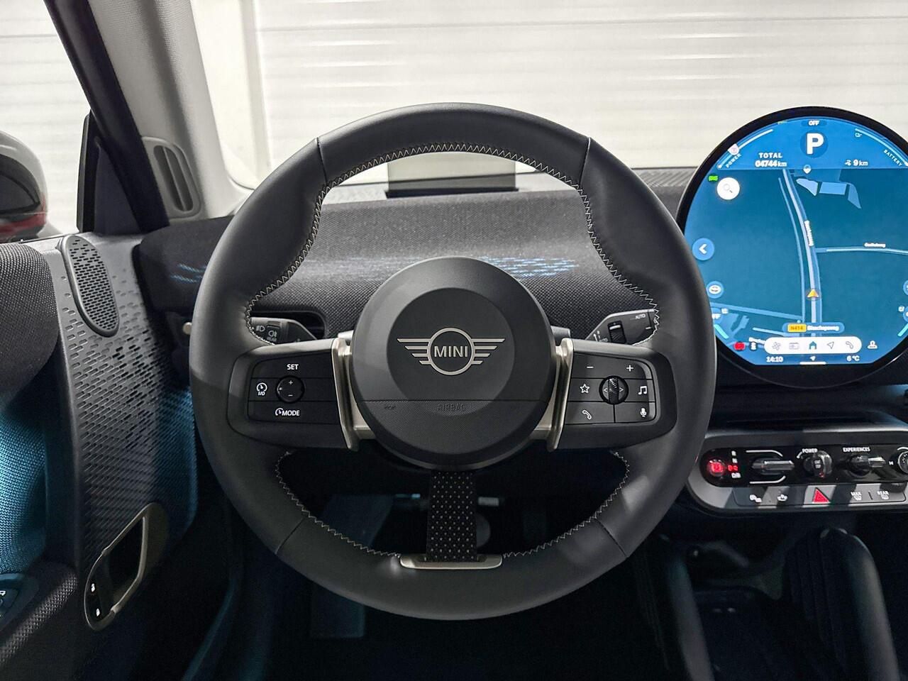 Mini COOPER 3-deurs E Classic | Head-Up Display | Parkeerhulpsysteem | Pakket S