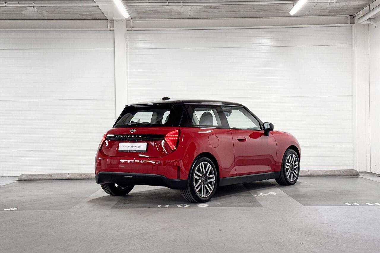 Mini COOPER 3-deurs E Classic | Head-Up Display | Parkeerhulpsysteem | Pakket S