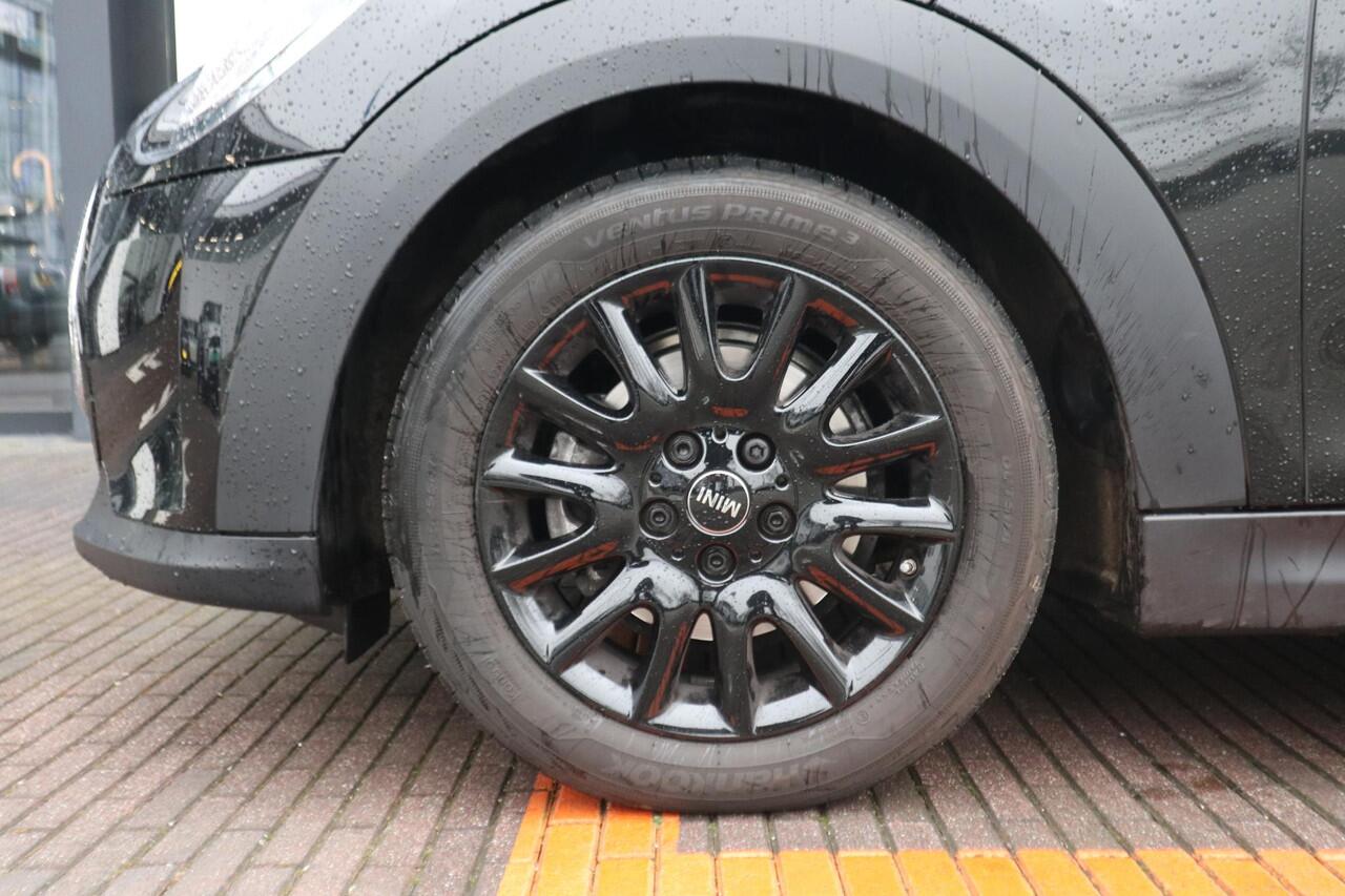 Mini COOPER 3-deurs | Parkeersensoren achter | NAVI