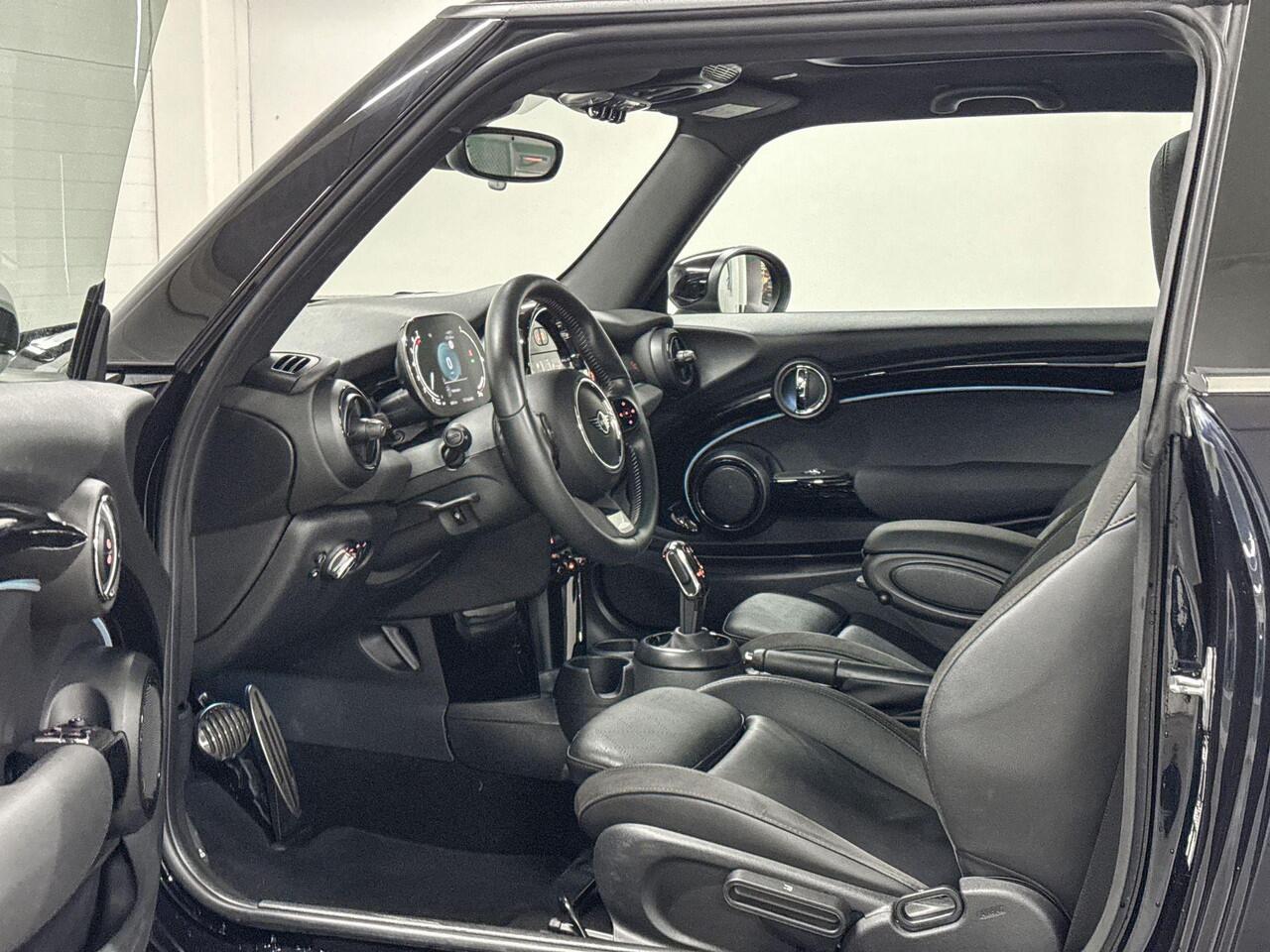 Mini COOPER 3-deurs | Stoelverwarming | Panoramadak | Achteruitrijcamera