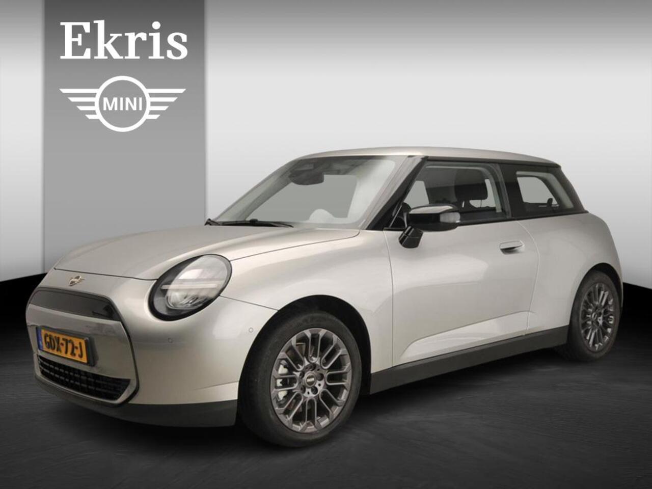 Mini COOPER 3-deurs E Pakket XS / LED / Driving assist / Park assist / Alu wielen 17 inch