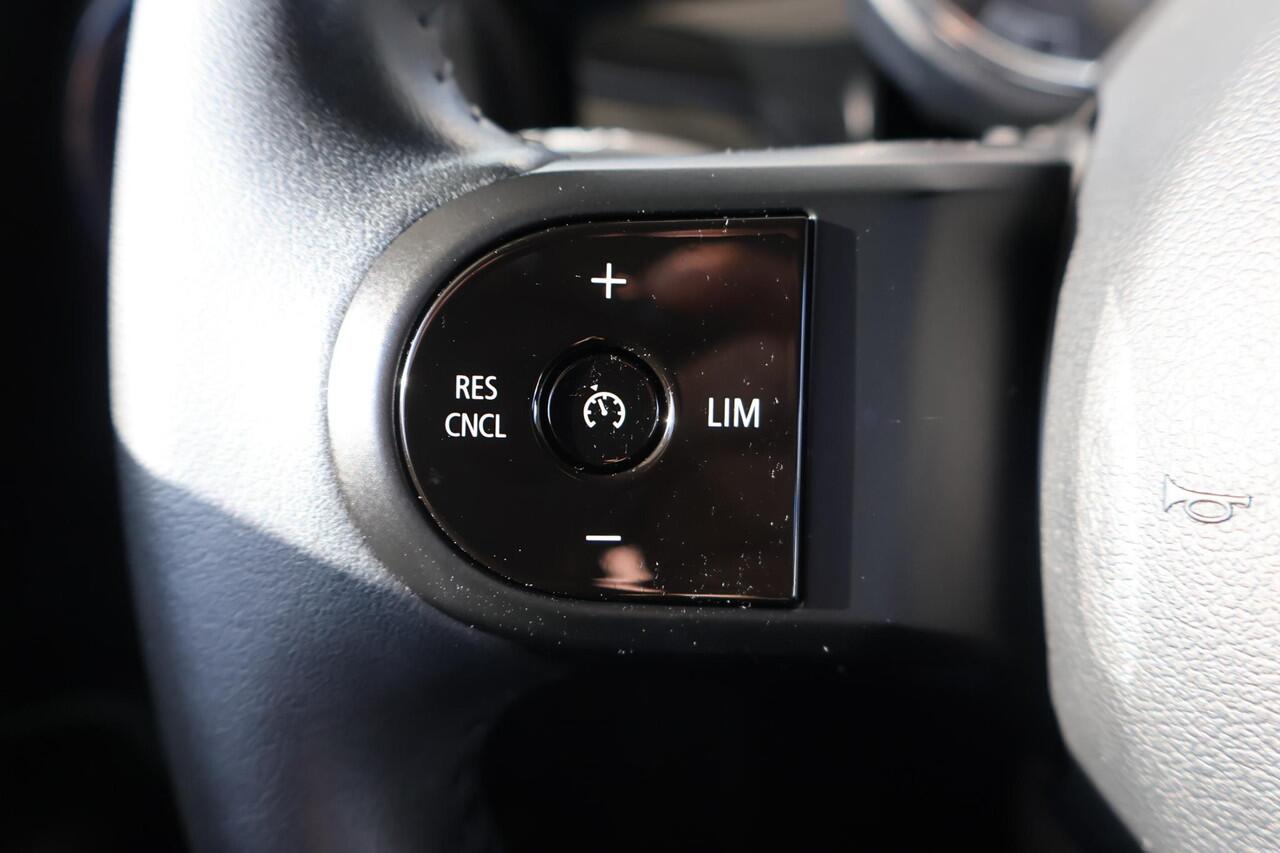 Mini COOPER 5-deurs 1.5 Classic | Cruise Control | Parkeersensor Achter | LED Koplampen