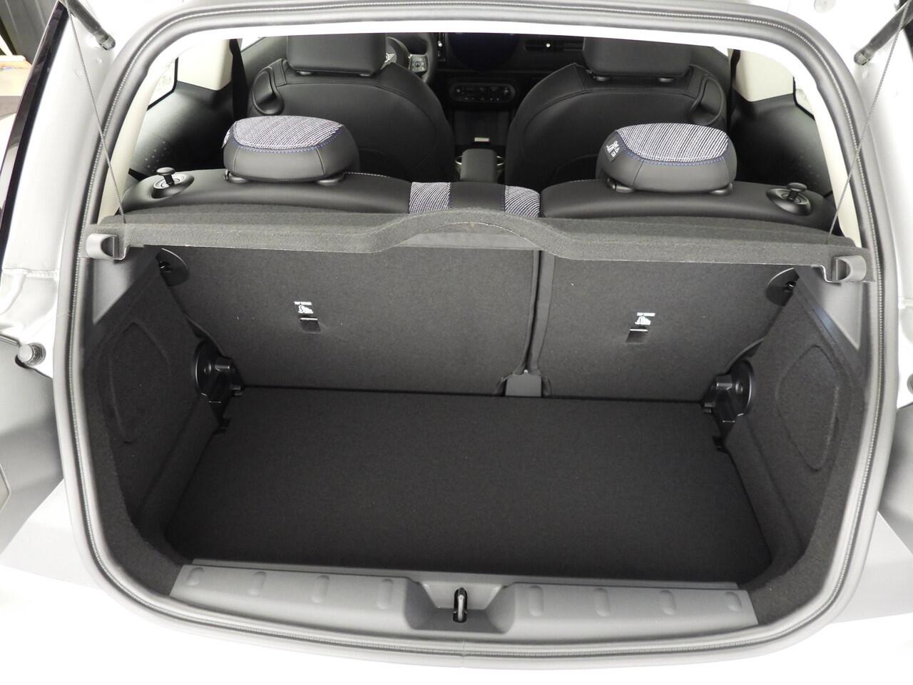 Mini COOPER 3-deurs C Automaat / LED / Stoelverwarming / Pakket S / Head-up / Park assist / Alu wielen 17 inch