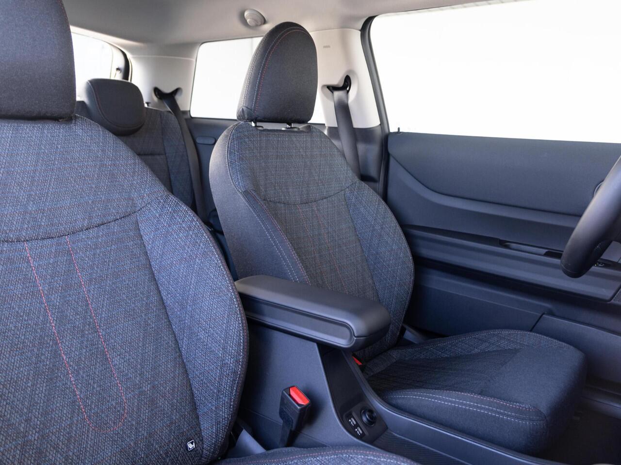 Mini COOPER C Essential + XS-pakket | Lentevoordeel