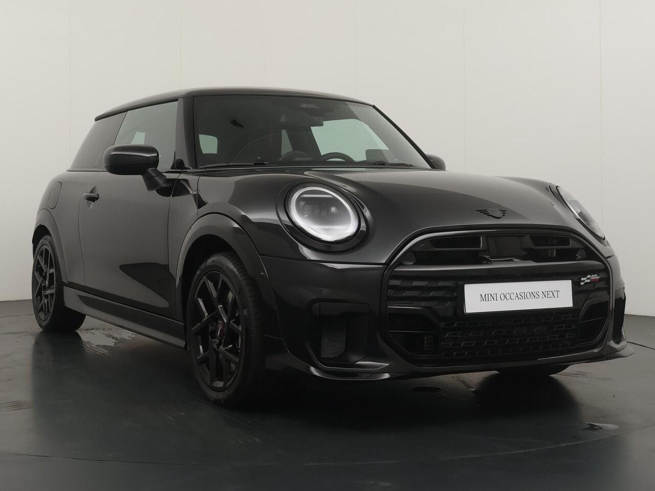 Mini COOPER 3-deurs C JCW-trim | Pakket-M | Stuur- stoelverwarming | Schuif-kantel dak | Achteruitrijcamera |