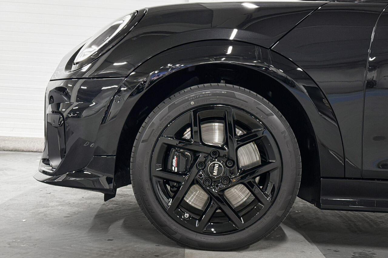 Mini COOPER 5-deurs C | John Cooper Works Uitvoering | Pakket M | 17" John Cooper Works Sprint Spoke black