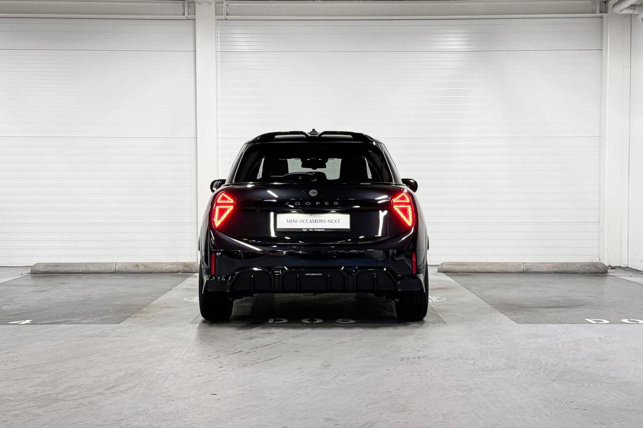 Mini COOPER 5-deurs C | John Cooper Works Uitvoering | Pakket M | 17" John Cooper Works Sprint Spoke black