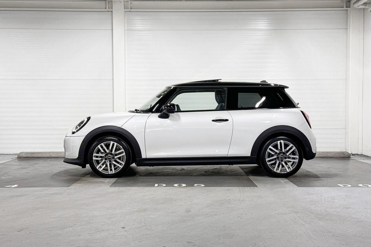 Mini COOPER C | Classic Uitvoering | Pakket M | Parallel Spoke two-tone