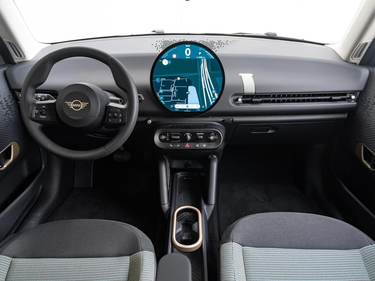 Mini COOPER E Essential + 17 inch + Navigatie + Apple Carplay + Warmtepomp