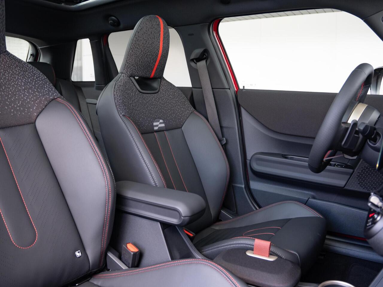 Mini COOPER 5-deurs C JCW + M-pakket