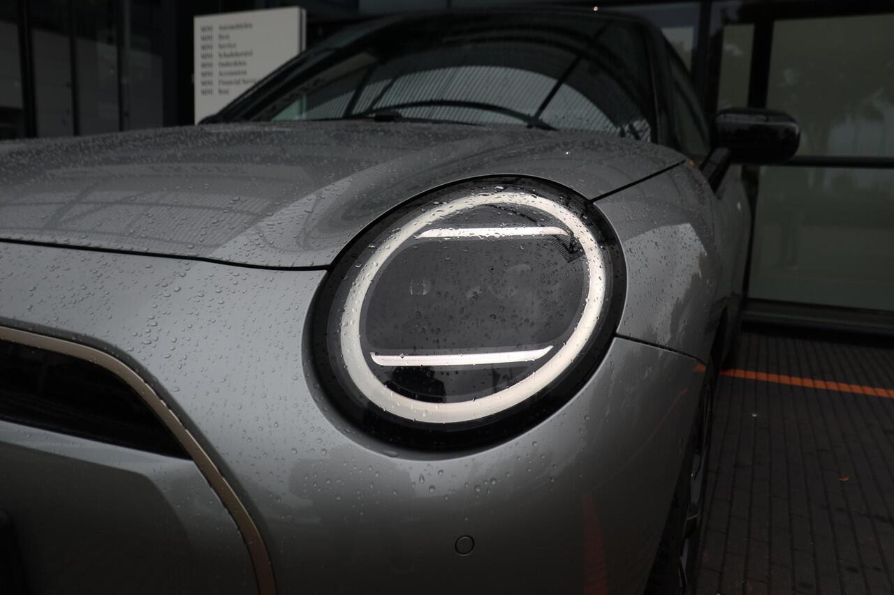 Mini COOPER 3-deurs E | Favoured Trim + Pakket M