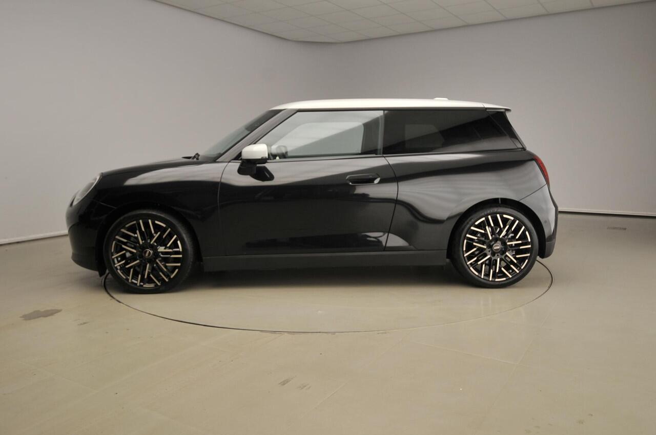 Mini COOPER 3-deurs E | Favoured Trim + Package L