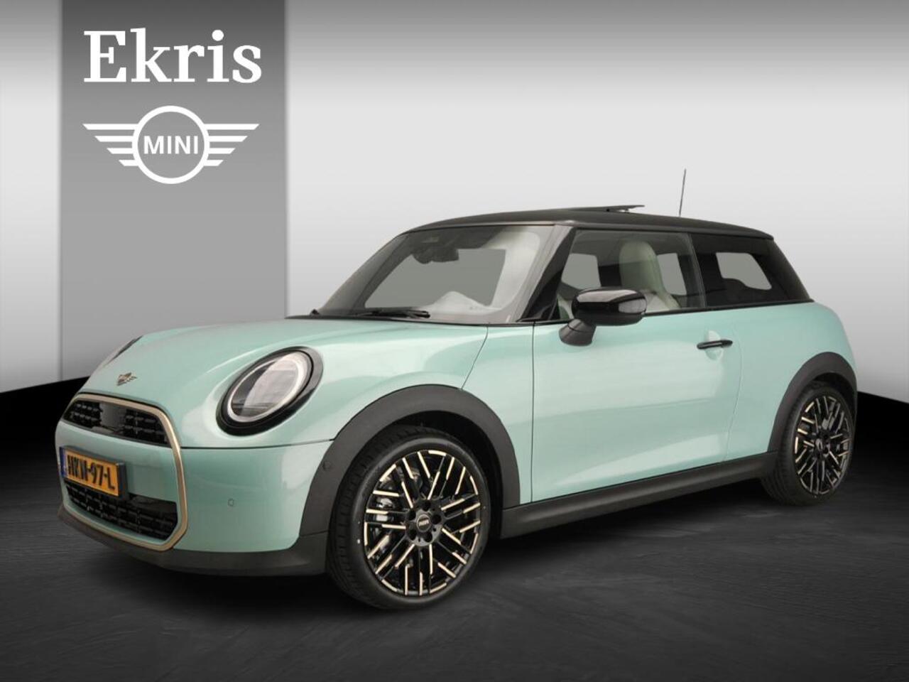Mini COOPER 3-deurs C Automaat / Favoured Trim / Pakket M / Panoramadak / Park assist / Head-up / Alu wielen 18 inch