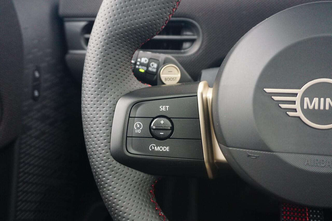 Mini COOPER 3-Deurs C / John Cooper Works Uitvoering / Pakket M / 17'' LM Velgen /