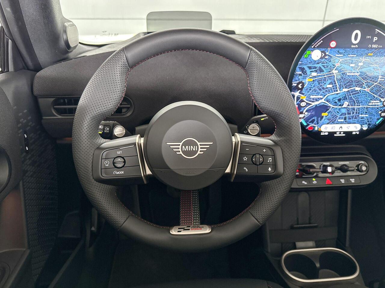 Mini COOPER Cabrio 2.0 C John Cooper Works M | Pakket M