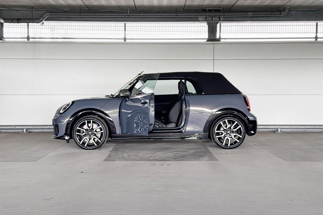 Mini COOPER Cabrio 2.0 C John Cooper Works M | Pakket M