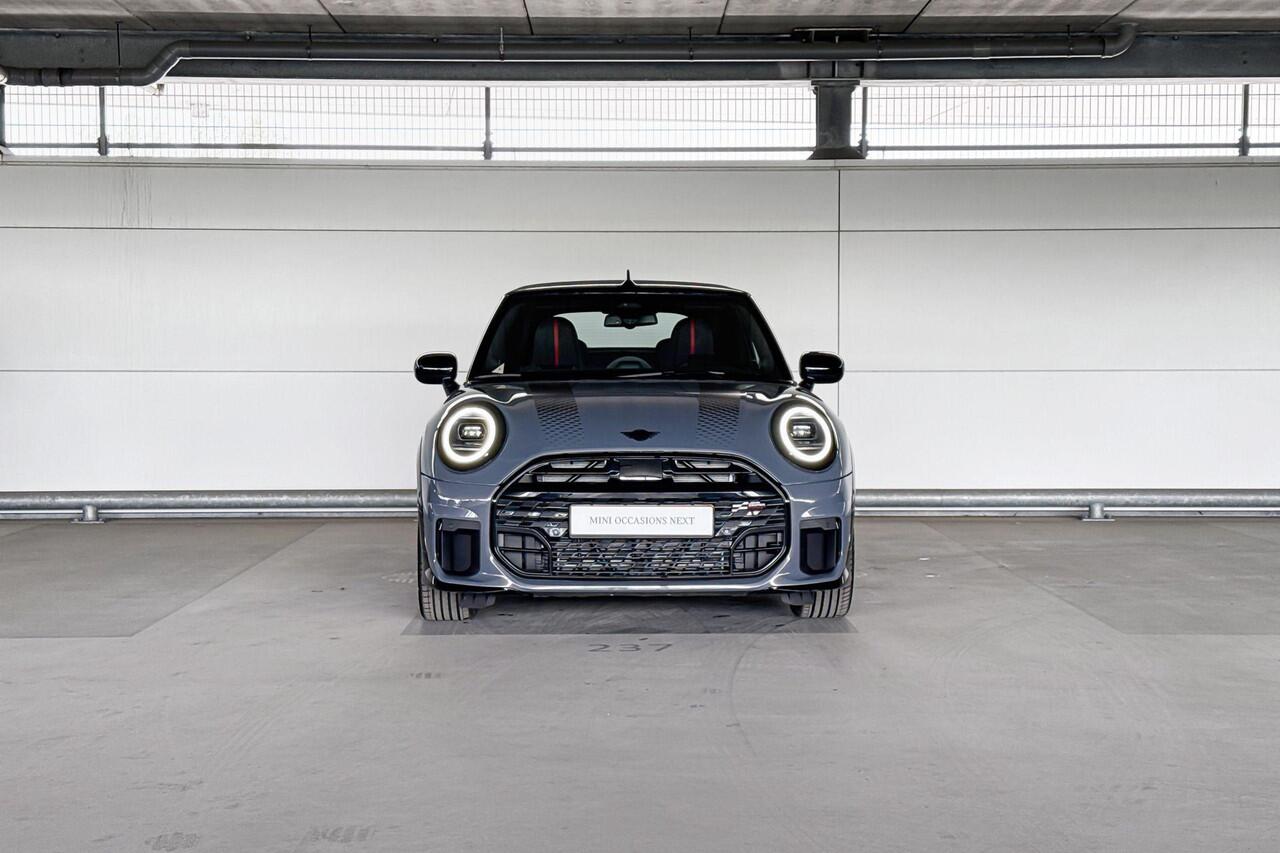 Mini COOPER Cabrio 2.0 C John Cooper Works M | Pakket M