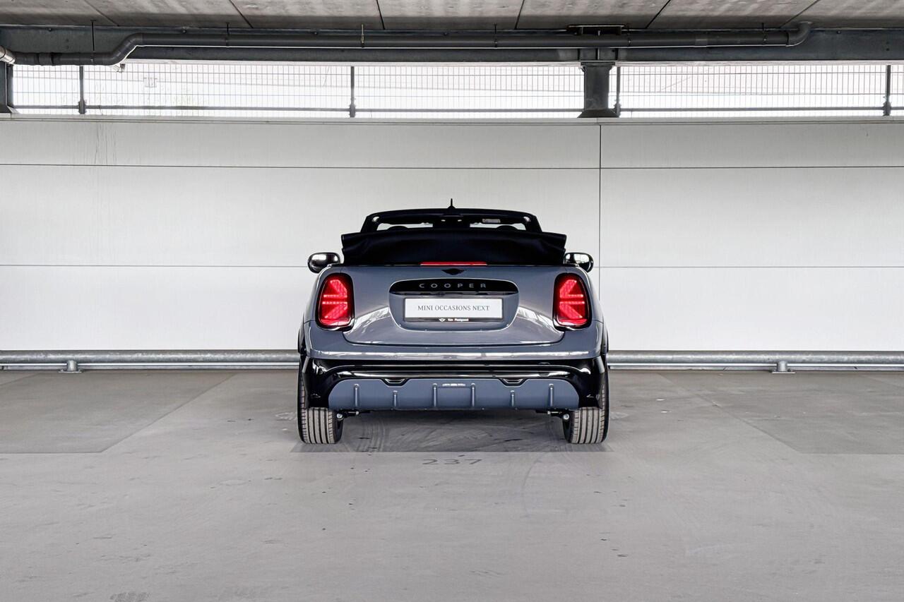 Mini COOPER Cabrio 2.0 C John Cooper Works M | Pakket M