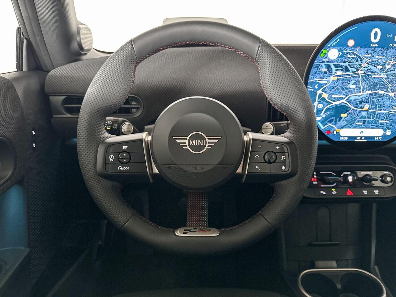 Mini COOPER 3-deurs 1.5 Cooper C John Cooper Works M | Pakket M | Dak in carrosseriekleur