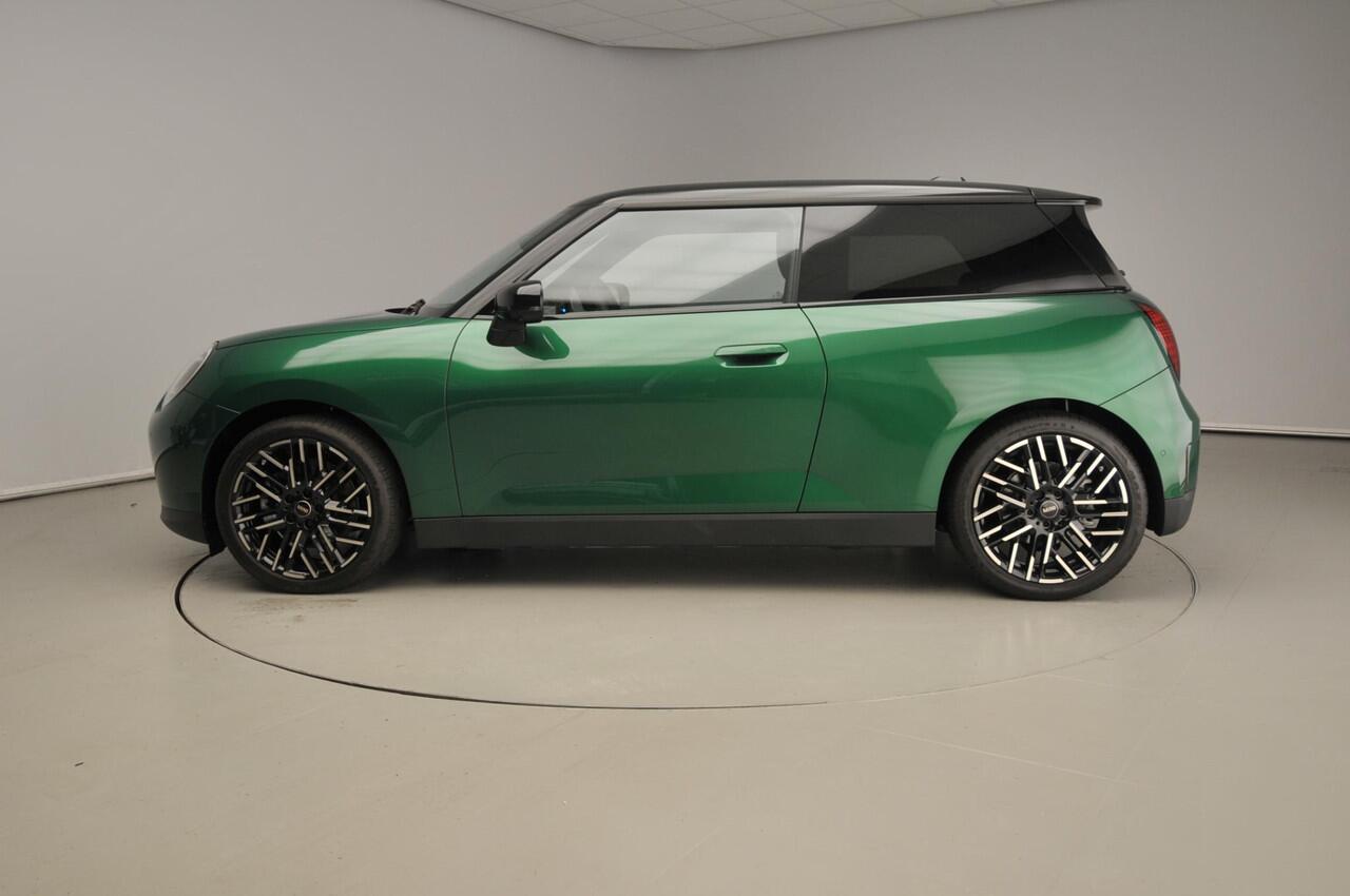 Mini COOPER E Favoured M 40.7 kWh