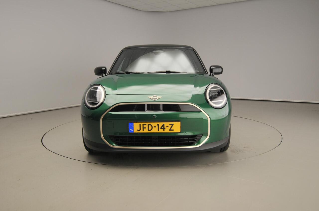 Mini COOPER E Favoured M 40.7 kWh