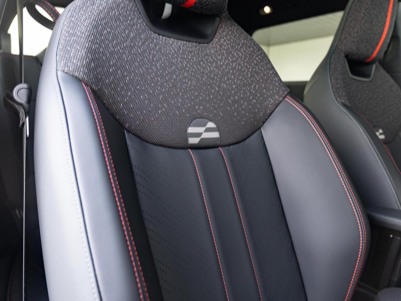 Mini COOPER E John Cooper Works | M Pakket