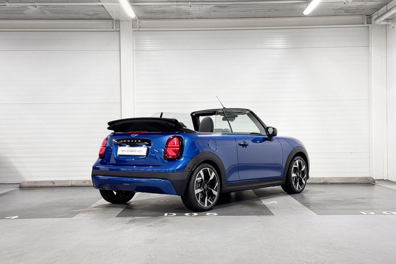 Mini COOPER Cabrio 2.0 C Favoured L