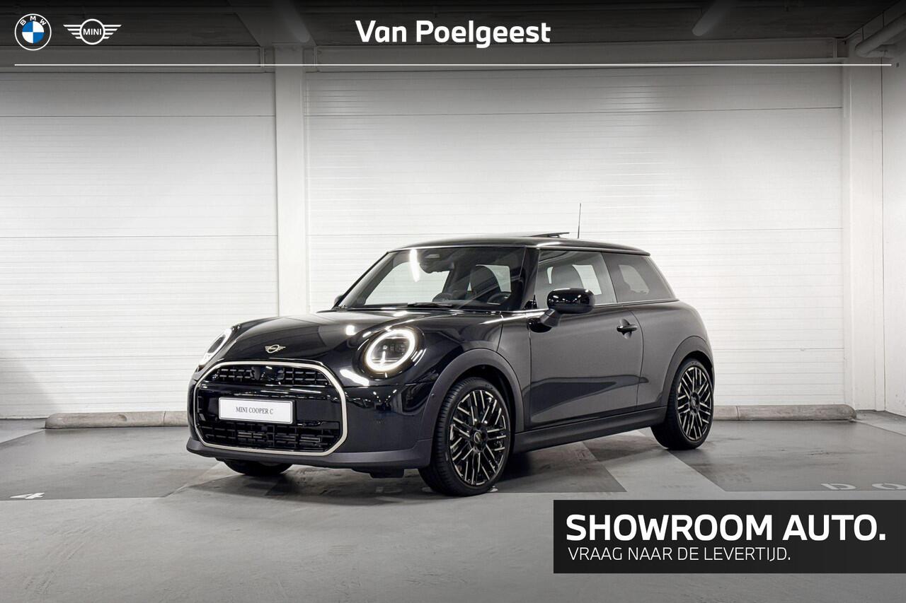 Mini COOPER 3-deurs 1.5 C Favoured M | Panoramadak | Head-Up Display | Stoelverwarming