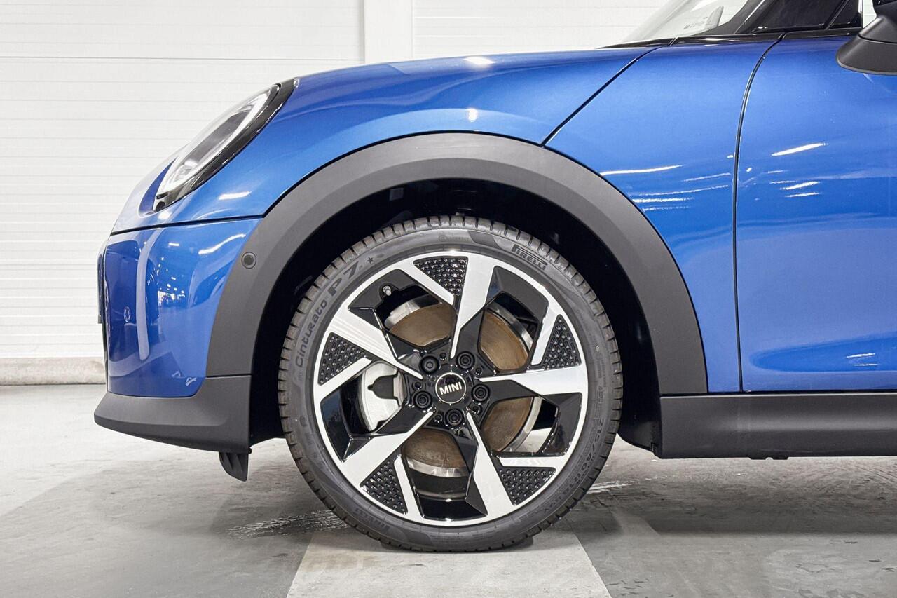 Mini COOPER Cabrio 2.0 C Favoured L